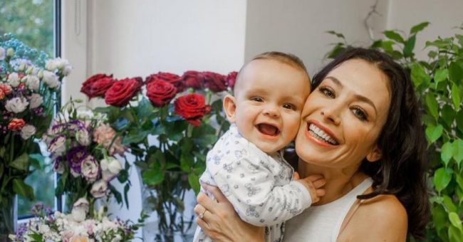 Екатерина Волкова: «Он меня просто спас, мой внук» — Звезды