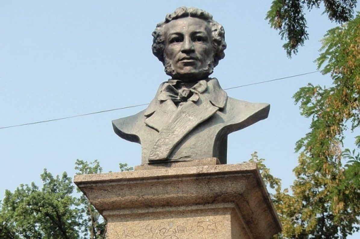 Власти Полтавской области хотят снять с учёта 164 советских памятника