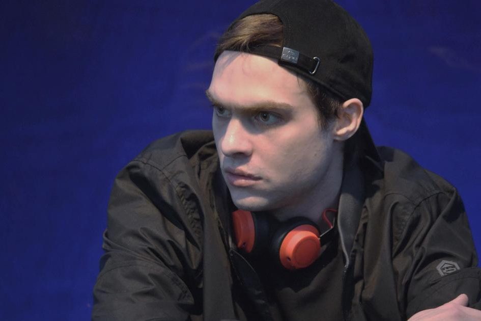 Нашли в канаве после драки с таксистом, увезли с галлюцинациями: