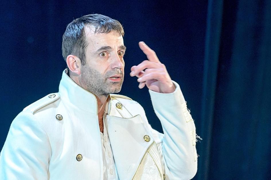 Марк Варшавер возмущен словами Дмитрия Певцова о конце «Ленкома»