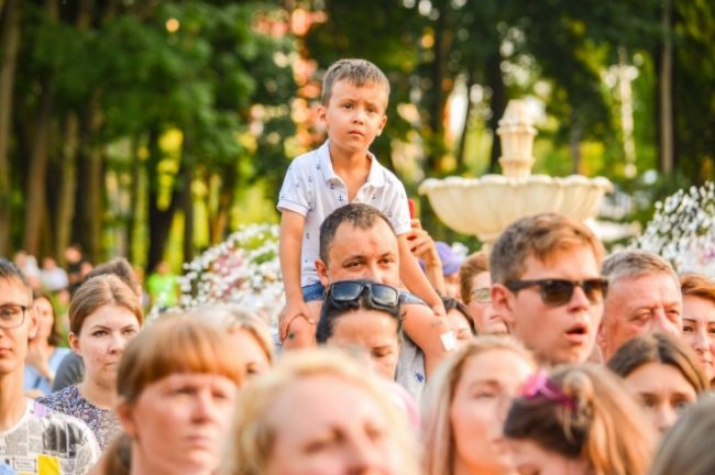 День семьи, любви и верности. В Москве пройдут 180 праздничных