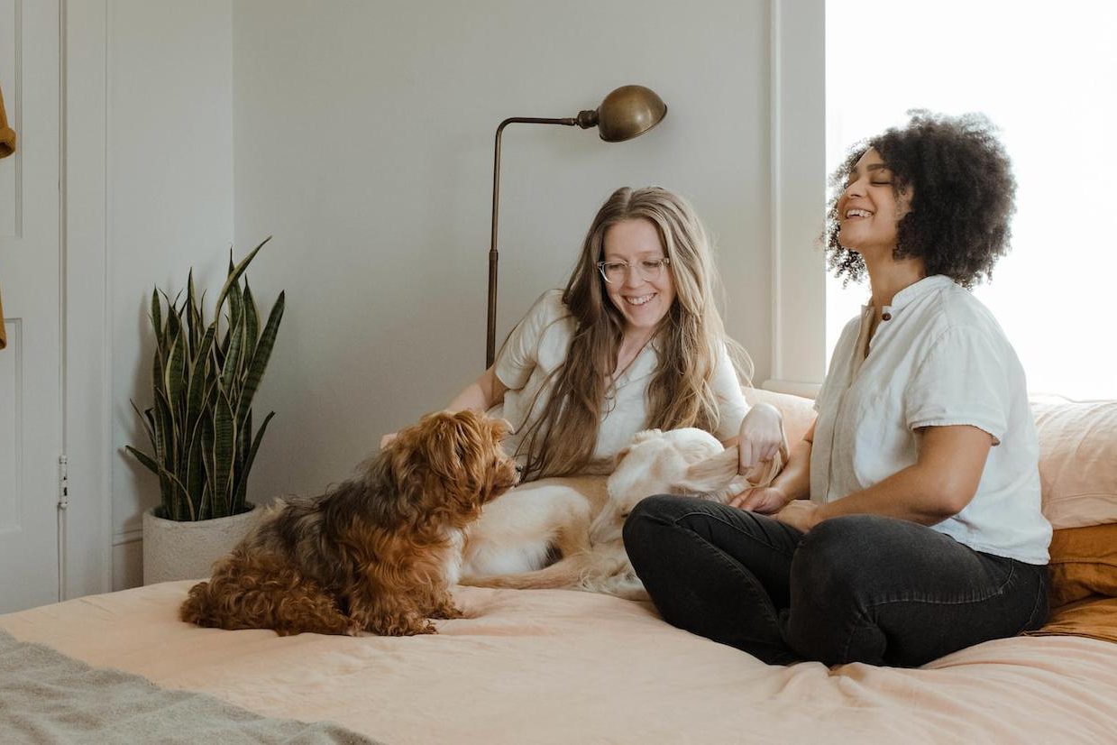 Как пережить предательство лучшей подруги: советы психолога — Психология