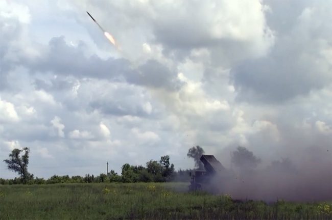Минобороны опубликовало кадры уничтожения склада ВСУ в Херсонской области |