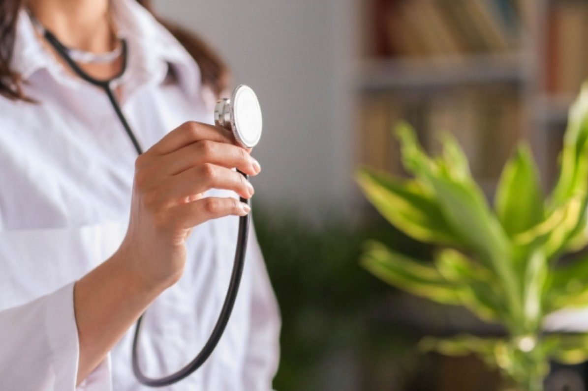 Врач Тимаков: сейчас у детей после COVID-19 часто бывает затяжной