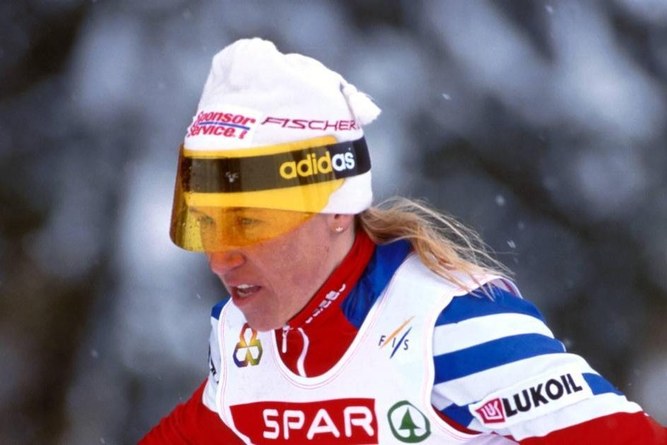 Елена Вяльбе у гроба олимпийской чемпионки Анфисы Резцовой: «Прости за