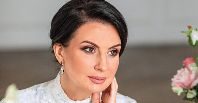 Созданы друг для друга: Екатерина Стриженова снова стала невестой