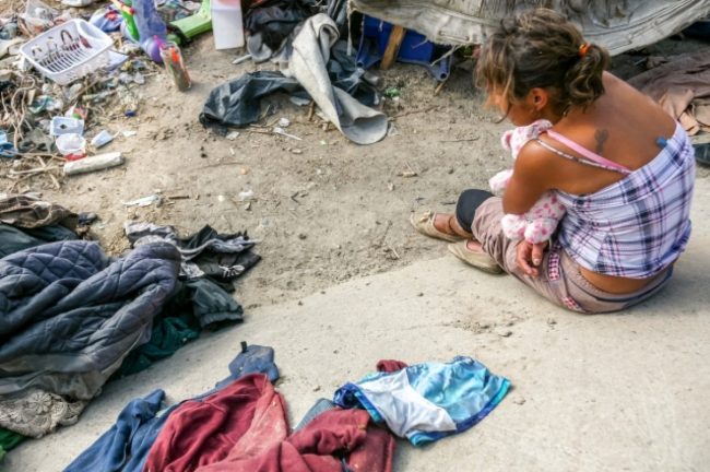 Тратит их деньги на Киев. Байден травит индейцев фентанилом |