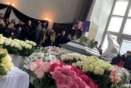 Озвучена замалчиваемая причина смерти Юлии Началовой — Рамблер/женский