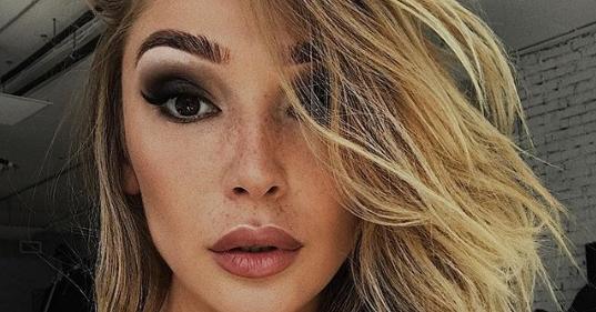 Настя Ивлеева улетела отдыхать с Элджеем — Звезды