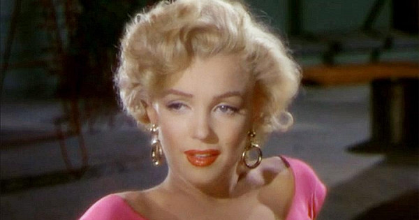Обнаружены уникальные снимки тела Мэрилин Монро — Рамблер/новости