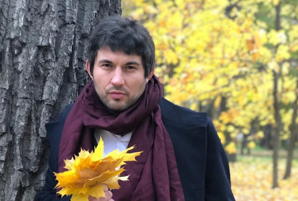 Бари хочет перевезти маму в Москву поближе к себе Бари хочет перевезти маму в Москву поближе к себе