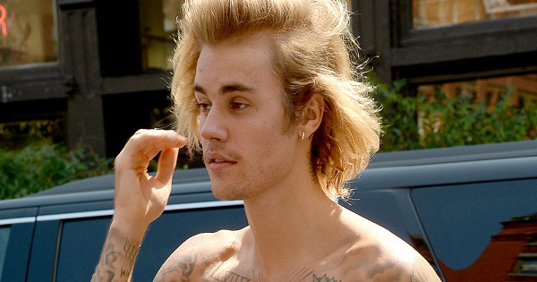 Джастин Бибер перестал скрывать свою болезнь — Рамблер/женский