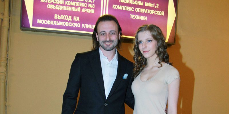 Илья Авербух закрутил роман со звездой «Папиных дочек» Лизой Арзамасовой