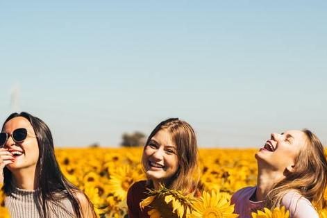 С подругой в отрыв: 4 фильма о яркой женской дружбе — Досуг