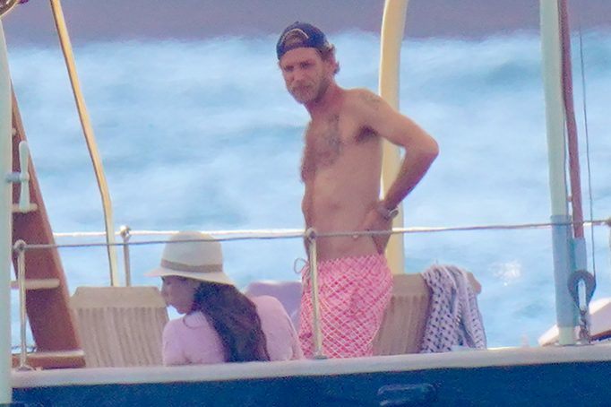 принц Монако Андреа Казираги и Татьяна Санто-Доминго на отдыхе в Сен-Тропе, HELLO! Russia