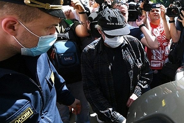 Семью жертвы Ефремова заподозрили в миллионных заработках на ток-шоу 