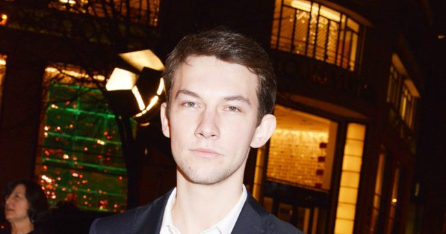 Кирилла Емельянова оштрафовали на 20 тысяч рублей за оскорбление полиции