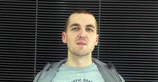 Три дня ребенок Энди Картрайта жил в квартире с его трупом