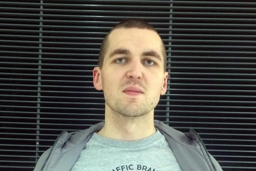 Три дня ребенок Энди Картрайта жил в квартире с его трупом