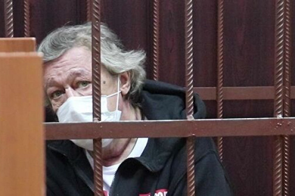 Адвокат Ефремова дал оценку переговорам с семьей Захарова — Рамблер/новости