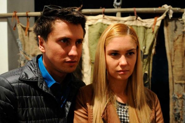 актриса страдает от новостей о новом романе, подробности :: Шоу-бизнес :: Дни.ру