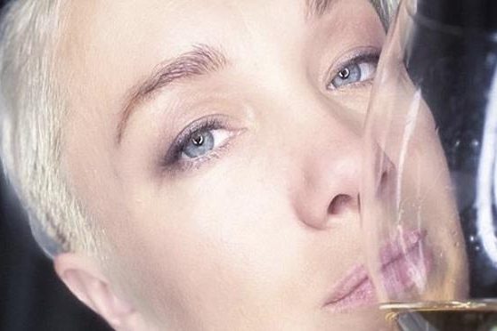 «Будет иной контракт»: Дарья Мороз подтвердила уход из МХТ имени Чехова — Звезды