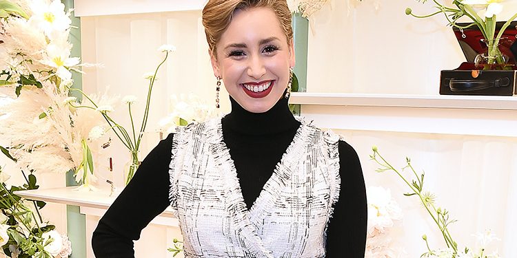 Внебрачная дочь князя Монако Жасмин Гримальди попала в больницу из-за коронавируса