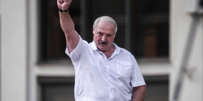 Александр Лукашенко поругался с рабочими, выборы президента в Белоруссии, последние новости :: Политика :: Дни.ру