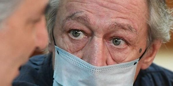 Мосгорсуд запретил Ефремову совершать прогулки под домашним арестом 