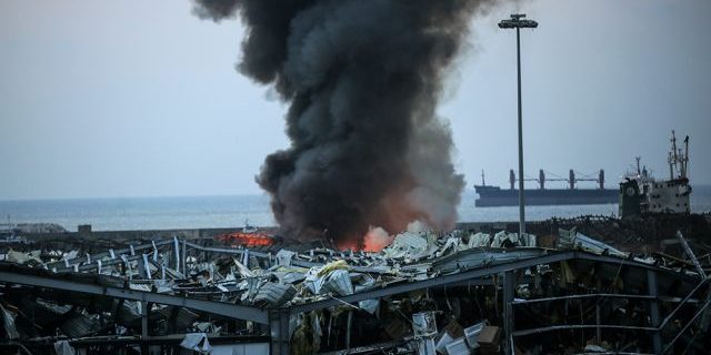 Посол РФ в Ливане назвал причины взрыва в Бейруте | Происшествия