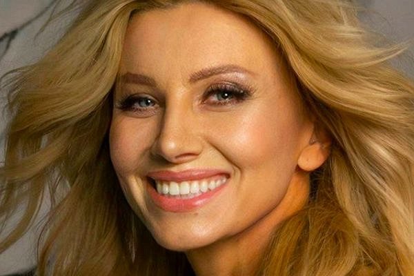 «Вырыл две могилы»: солистку «Рефлекса» хотят убить