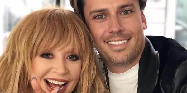 Галкин поделился свежим селфи с Пугачевой — Звезды