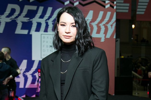 Пьяная девушка Гусейна Гасанова напала на Иду Галич на вечеринке