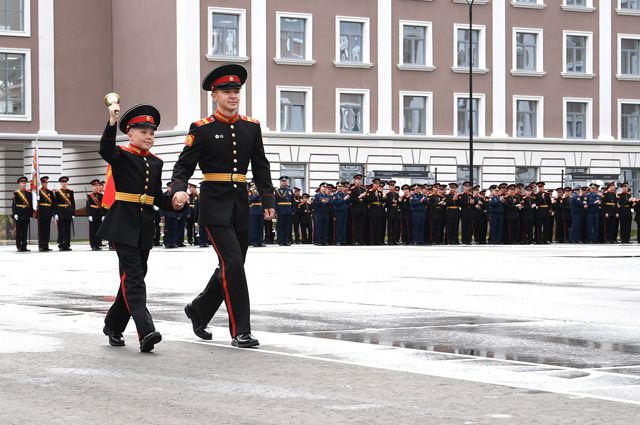 Суворовцам — новый дом. В Твери открыли комплекс военного училища | Образование | Общество