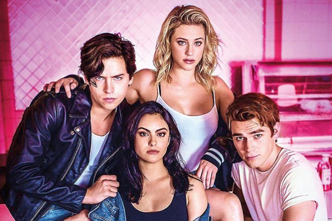 10 книг, по мотивам которых сняты популярные сериалы Netflix, HELLO! Russia