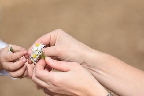 Мама-подружка: 5 способов стать ребенку больше, чем родителем — Психология