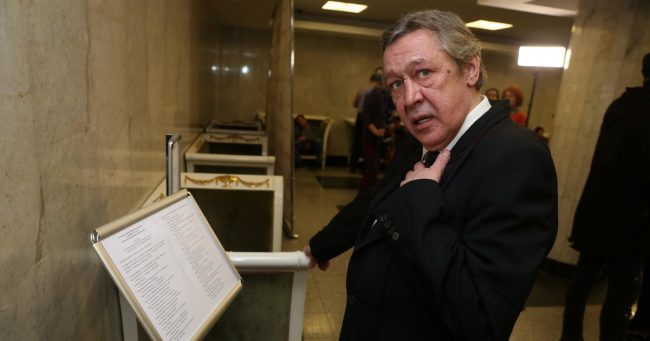 Новый адвокат Михаила Ефремова требует заменить ему срок на условный