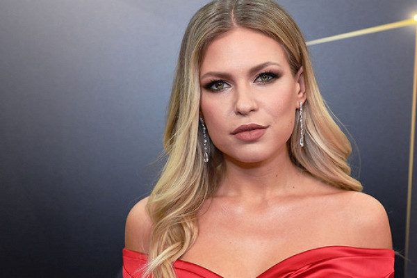 Рита Дакота застряла в Турции из-за коронавируса — Рамблер/новости