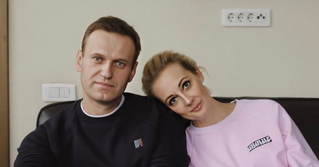 Алексей Навальный поблагодарил жену: «После комы я знаю о любви немного больше»