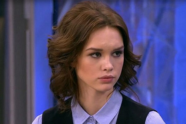 Диана Шурыгина посоветовала подписчикам попробовать групповой секс 