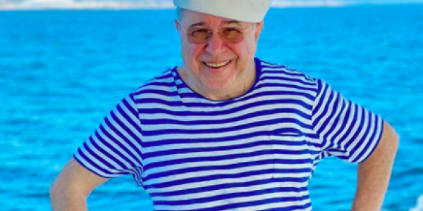 Евгений Петросян впервые показал сына — Рамблер/новости