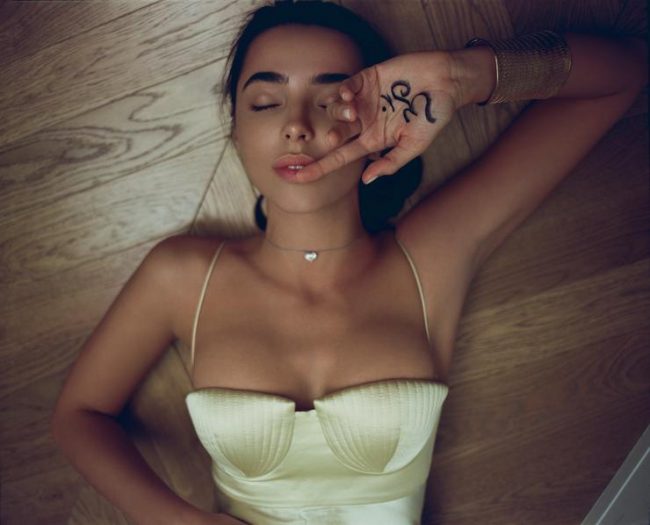 Йога для лица: 6 эффективных упражнений — Красота