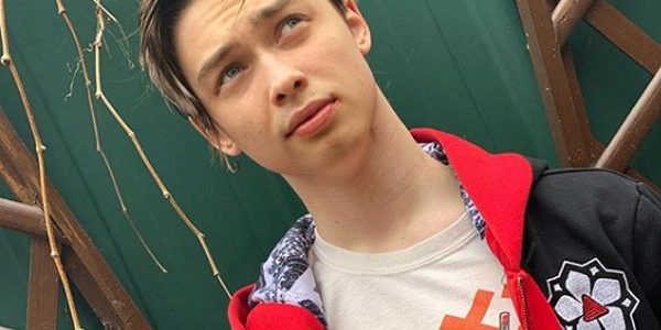 Сын Тарзана и Королевой опубликовал пост после измены отца — Рамблер/новости