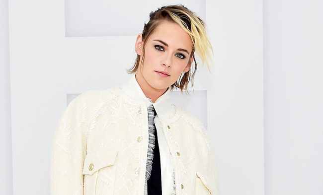 Кристен Стюарт посетила вечер Chanel в Париже, HELLO! Russia