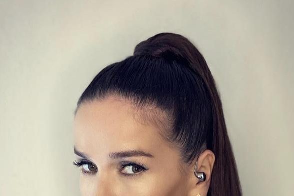 «Во время карантина»: первые посты в Инстаграме звезд, чьего появления долго ждали — Звезды