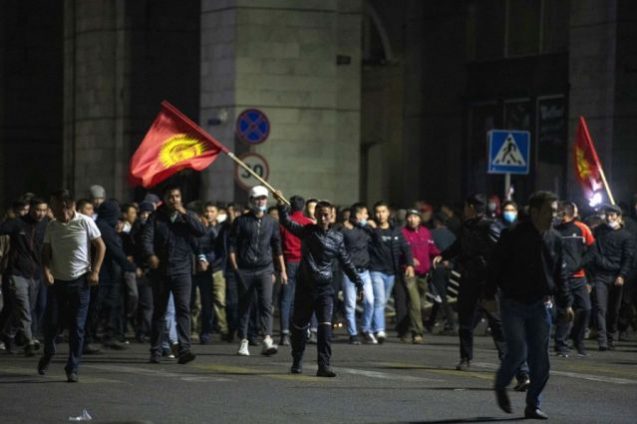 Комендантом Бишкека объявили бывшего замруководителя МВД Асанова | В мире | Политика