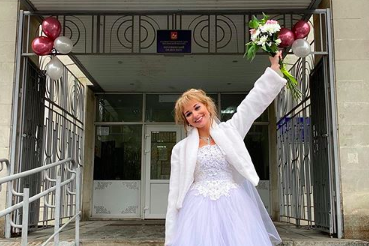 Кристина Асмус: «Для свадьбы выбрала бы другой наряд» — Звезды