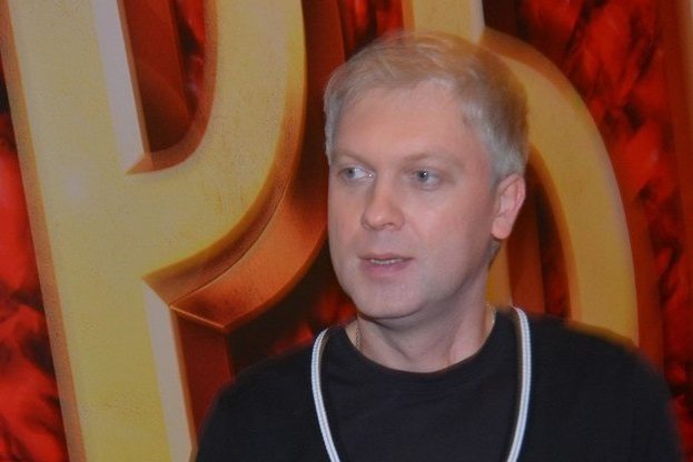 Больного коронавирусом Сергея Светлакова госпитализировали в тяжелом состоянии