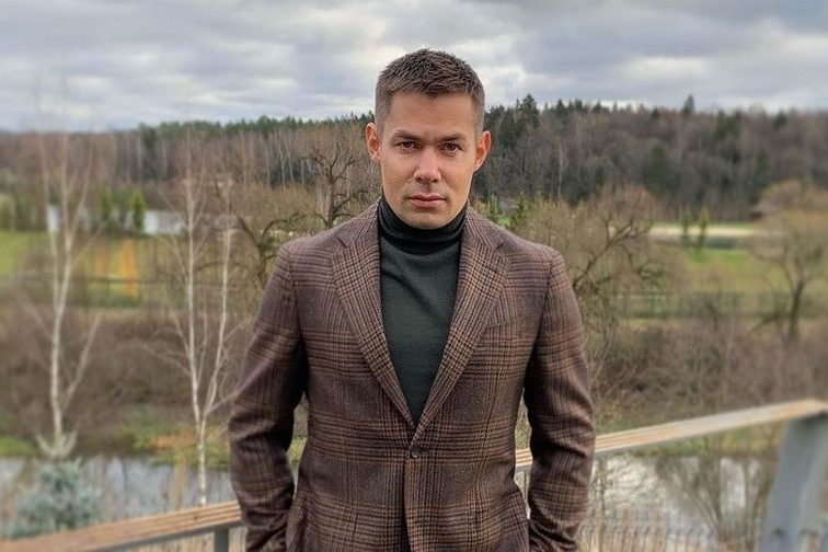 «Дверь открыта. Если сдохну, то я на полу»: Пьеха вспомнил, как его спасли от второго инфаркта