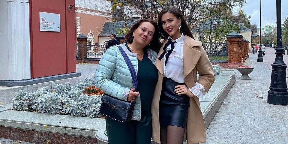 Мама Бузовой о болезни дочери: «У нее есть последствия инсульта, какие точно — не знаем»